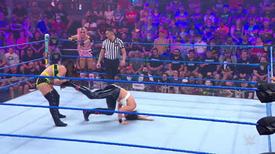 Raquel Gonzalez y Dakota Kai Vs Toxic Attraction - Campeonatos Femeninos en Parejas de NXT - NXT 2.0 05/04/2022