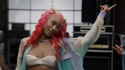 The Queens - Eve, Naturi Naughton, Nadine Velazquez, Pepi Sonuga, Brandy - “The Introduction” (SLOW)