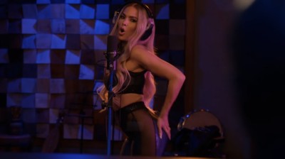 The Queens - Nadine Velazquez feat. OHNO - “Prepárate” (SLOW) x3