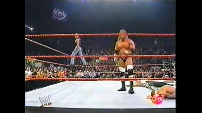 D-Generation X regresa y ataca a Spirit Squad - RAW 12/06/2006