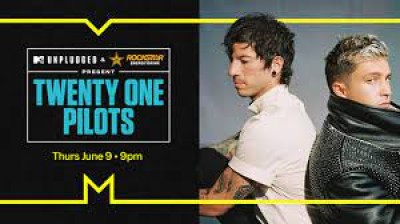 Twenty One Pilots Perform Shy Away, Heathens & More | MTV Unplugged